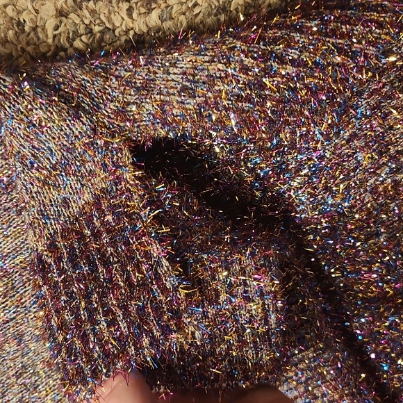 NWT No Boundaries Girl's Feather Yarn Pullover Size M Color Plum/Sparkle - Picture 5 of 7